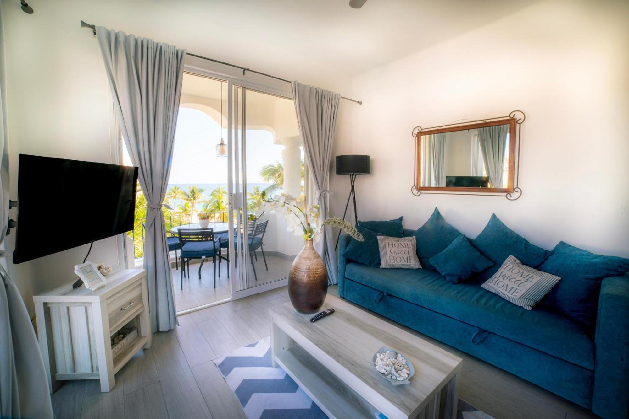 Front Mykonos *